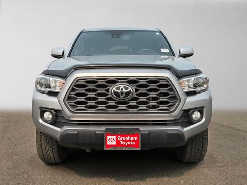 Used 2021 Toyota Tacoma TRD Off-Road AWD/4WD image 9