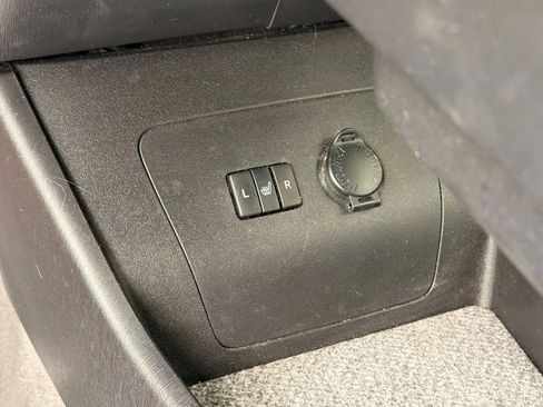 Used 2012 Toyota Prius Two image 12