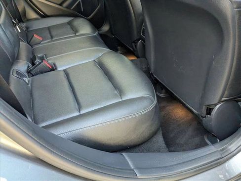 Used 2019 Mercedes-Benz GLA 250 4MATIC image 18