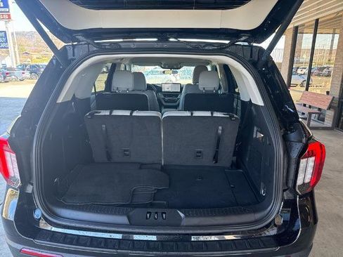 Certified 2025 Ford Explorer Active w/ Active Comfort Package image 27