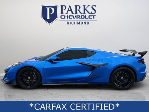 Used 2024 Chevrolet Corvette Z06 w/ Z07 Performance Package RWD image 5