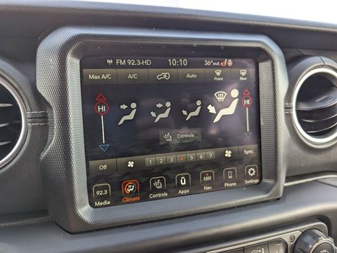 Used 2021 Jeep Wrangler Unlimited Sahara w/ Cold Weather Group image 26