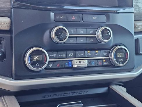 Certified 2024 Ford Expedition Max Limited image 22