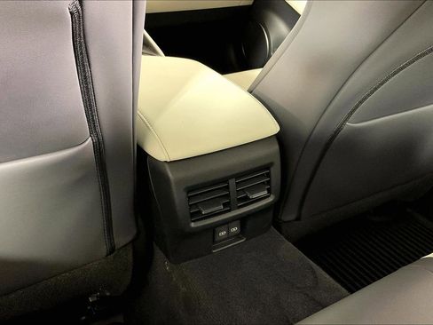 Used 2026 Lexus IS 350 F Sport AWD/4WD image 36