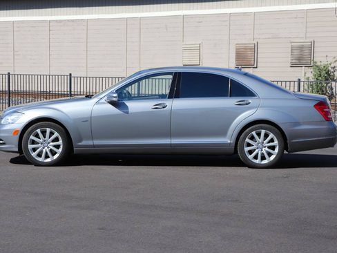 Used 2012 Mercedes-Benz S 350 BlueTEC 4MATIC image 5