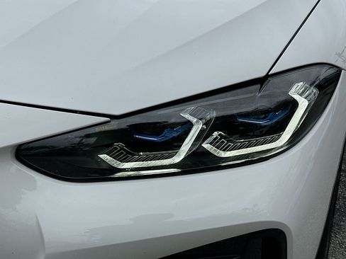 Certified 2023 BMW M440i M440i w/ Premium Package image 31
