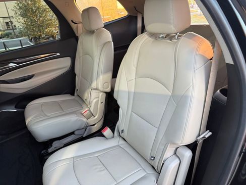 Used 2021 Buick Enclave Essence w/ Sport Touring Edition image 20