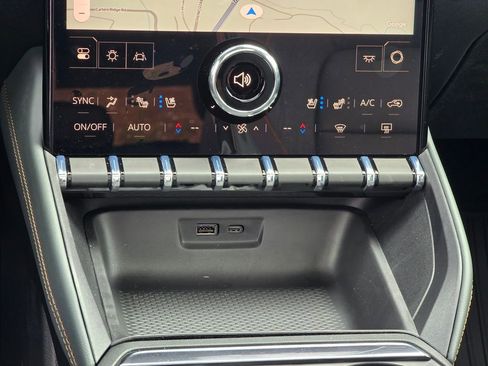 New 2026 GMC Terrain AT4 w/ Convenience Package III image 33