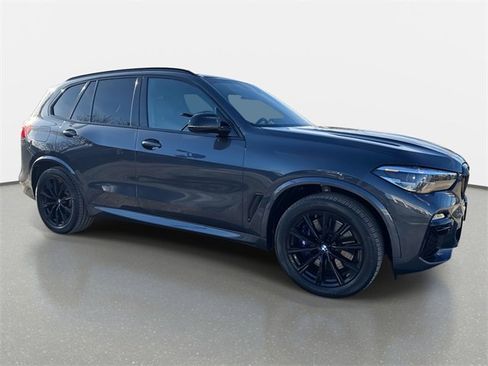 Used 2020 BMW X5 M50i w/ Premium Package image 7