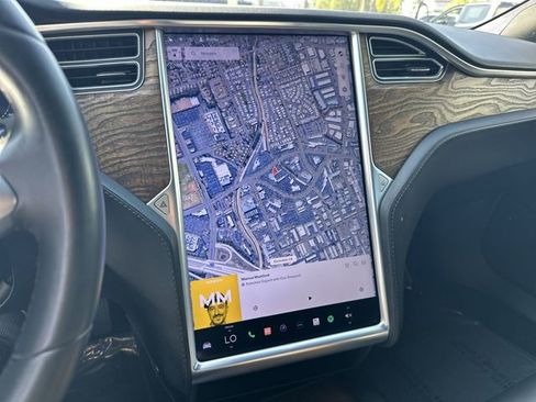 Used 2018 Tesla Model S 75D image 13