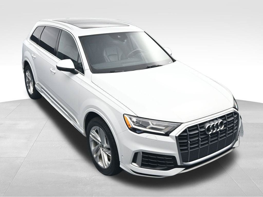 Used 2021 Audi Q7 3.0T Premium Plus w/ Premium Plus Package AWD/4WD image 40
