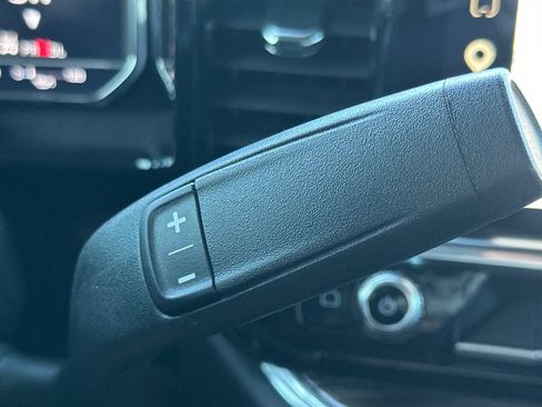 Used 2025 GMC Sierra 1500 Elevation AWD/4WD image 31