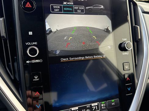 Used 2025 Subaru Crosstrek 2.5i Premium w/ Convenience Package #2 image 17