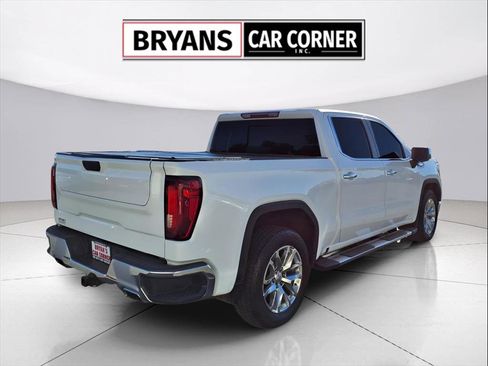 Used 2021 GMC Sierra 1500 SLT image 18