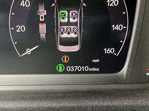 Used 2025 Honda Accord SE image 31
