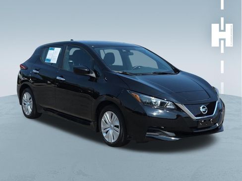 Used 2022 Nissan Leaf S FWD image 1