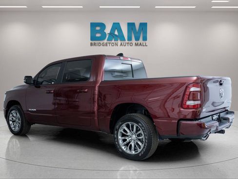 Used 2024 RAM 1500 Laramie AWD/4WD image 5