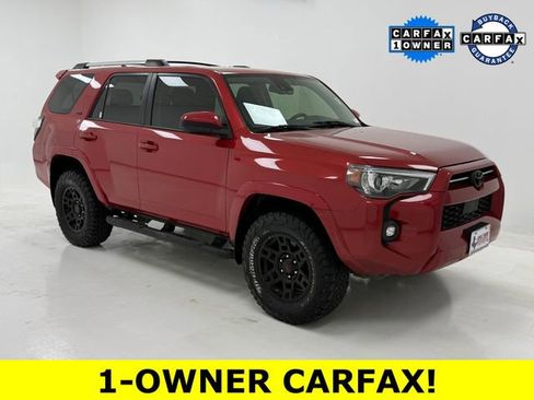 Used 2021 Toyota 4Runner SR5 AWD/4WD image 1
