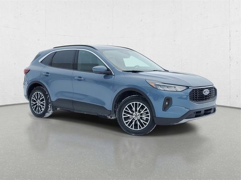 Used 2024 Ford Escape Base image 2