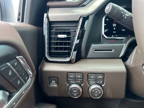 New 2026 GMC Sierra 1500 Denali AWD/4WD image 21