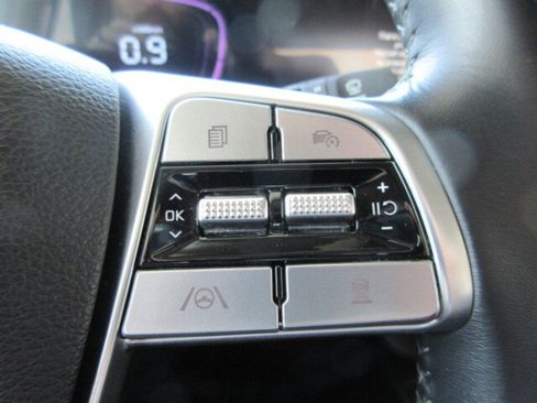 Used 2025 Kia Telluride S image 15