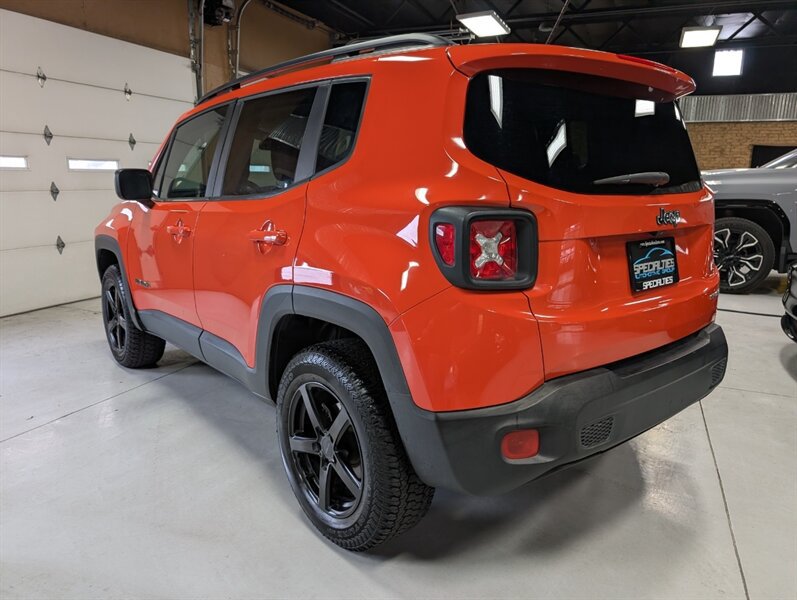 Used 2017 Jeep Renegade Sport w/ Power & Air Group FWD image 8