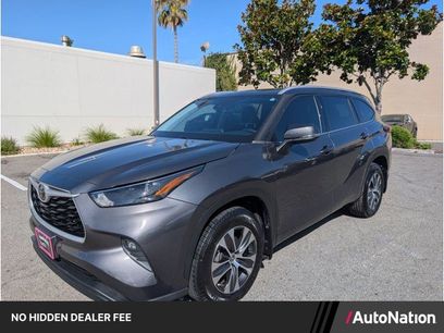 Used 2022 Toyota Highlander XLE
