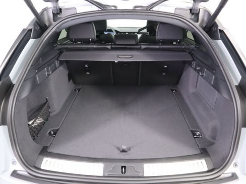 New 2026 Land Rover Range Rover Velar Dynamic SE image 29