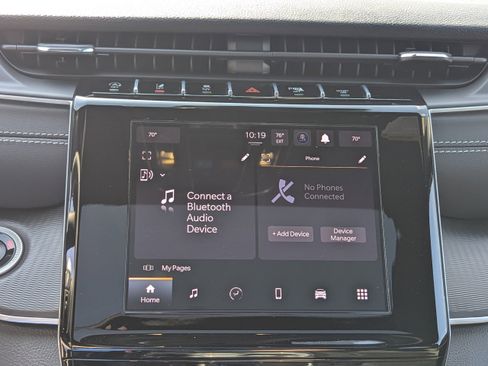 Certified 2025 Jeep Grand Cherokee L Laredo w/ Trailer Tow Package image 22