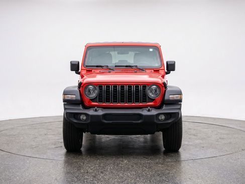 Used 2025 Jeep Wrangler Sport S AWD/4WD image 2