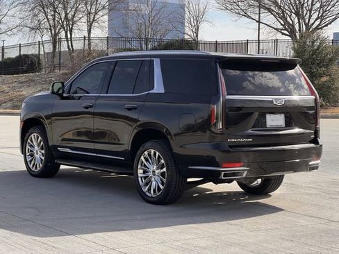 Certified 2024 Cadillac Escalade Premium Luxury image 8