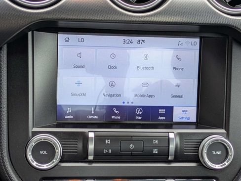 Used 2022 Ford Mustang GT Premium w/ Equipment Group 401A RWD image 18