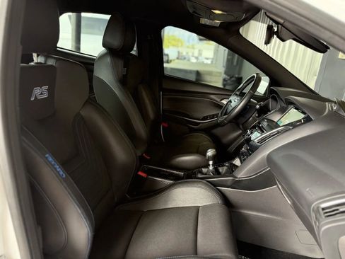 Used 2016 Ford Focus RS image 19