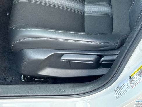 Certified 2025 Honda Civic Sport image 4