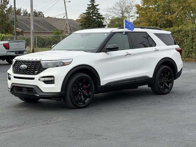 Certified 2024 Ford Explorer ST w/ Equipment Group 401A AWD/4WD image 1