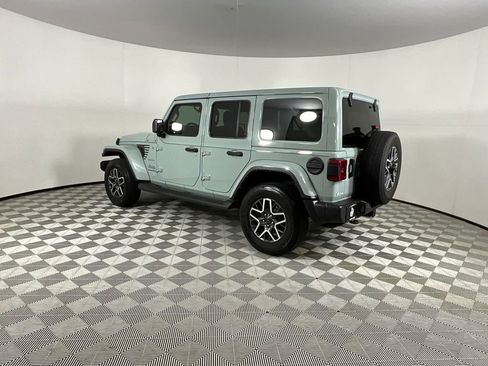 Used 2024 Jeep Wrangler Unlimited Sahara AWD/4WD image 3