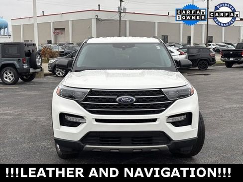 Used 2022 Ford Explorer XLT w/ Equipment Group 202A image 3
