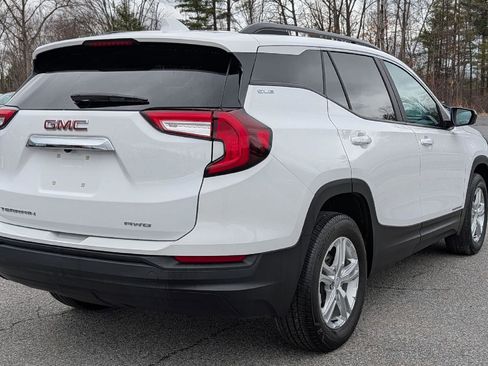 Certified 2023 GMC Terrain SLE w/ Driver Convenience Package image 5