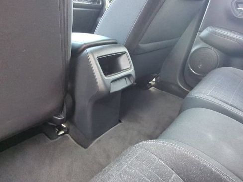 Used 2023 Honda HR-V LX image 26