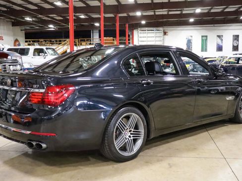 Used 2015 BMW ALPINA B7 xDrive LWB image 8