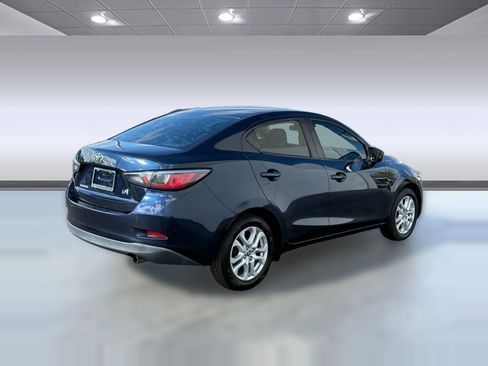 Used 2017 Toyota Yaris iA image 8