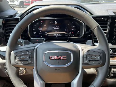 Used 2025 GMC Sierra 1500 Elevation image 19