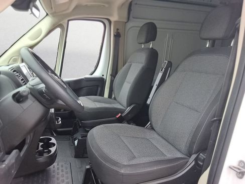 Used 2022 RAM ProMaster 3500 w/ Driver Convenience Group FWD image 12