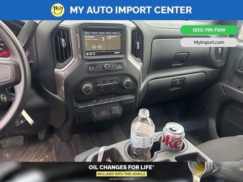 Used 2019 Chevrolet Silverado 1500 Custom Trail Boss w/ Custom Convenience Package image 10