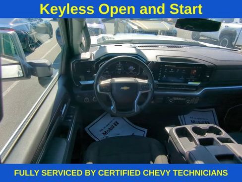Used 2025 Chevrolet Silverado 2500 LT w/ Convenience Package AWD/4WD image 40