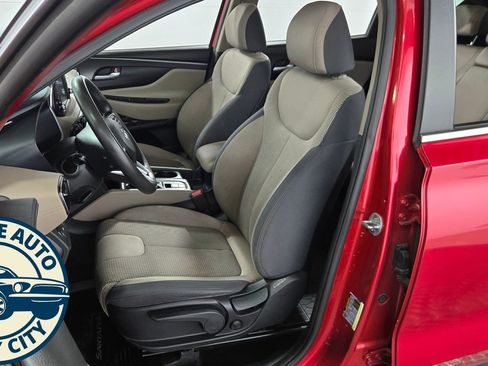 Used 2020 Hyundai Santa Fe SE image 24