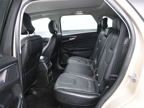 Used 2017 Ford Edge Titanium w/ Equipment Group 301A image 13
