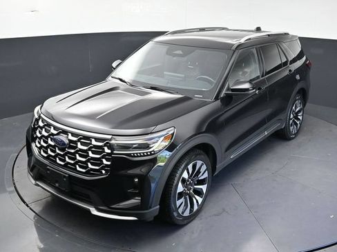 Used 2025 Ford Explorer Platinum w/ LUX Leather Package AWD/4WD image 25