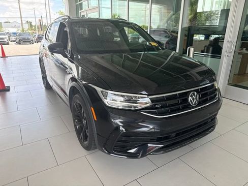 Used 2023 Volkswagen Tiguan SE R-Line FWD image 1