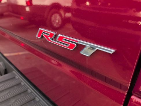 Used 2019 Chevrolet Silverado 1500 RST image 7